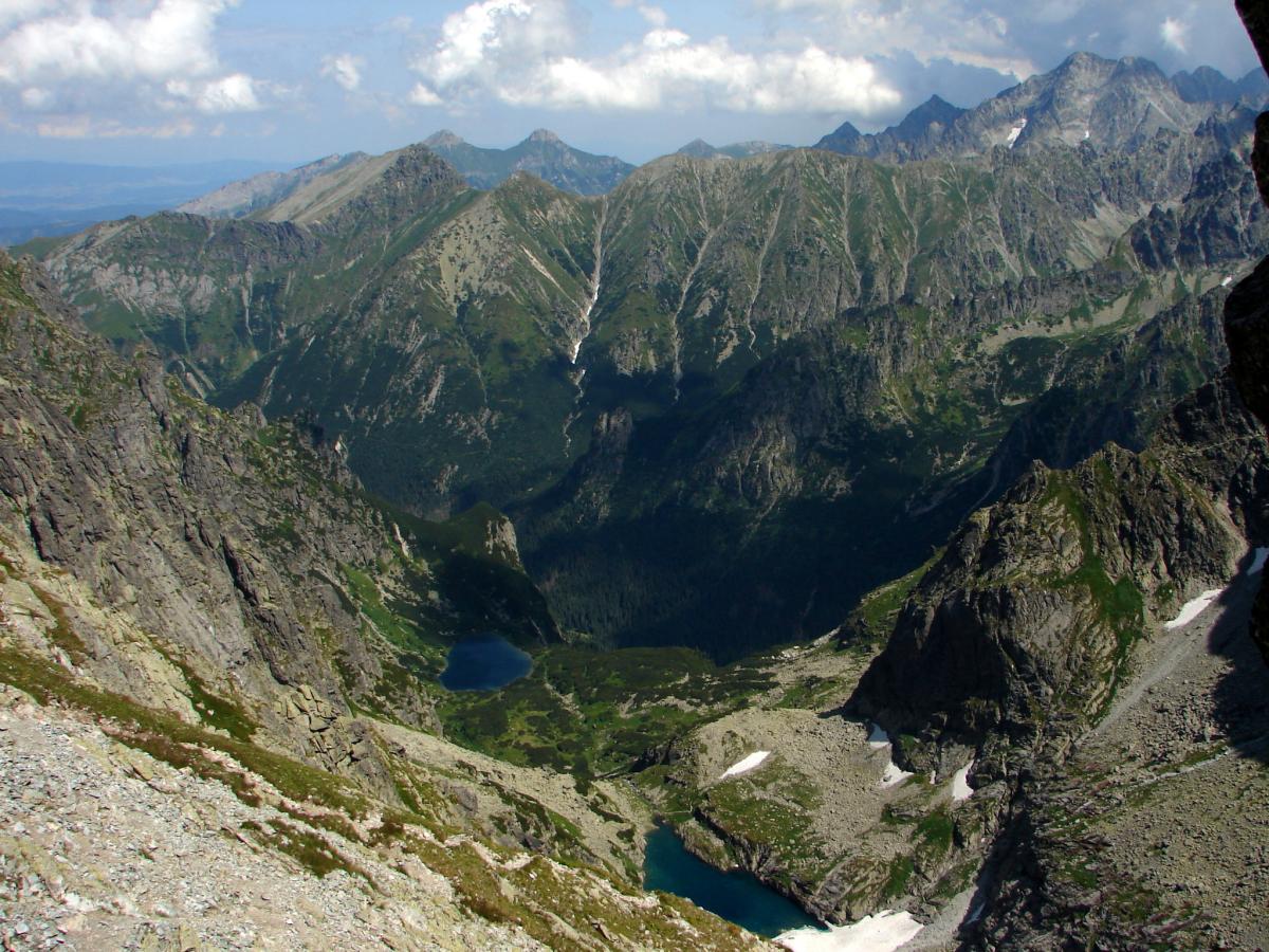 Tragikus lavinabaleset a Rejtett-völgyben-1